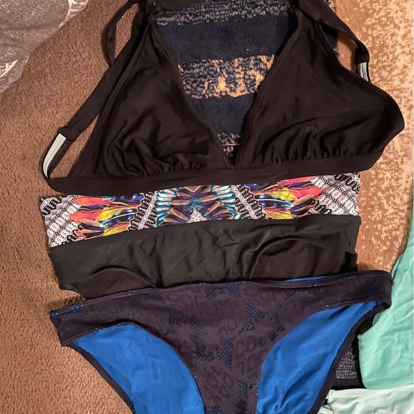 Assortment of Bikinis - Picture 4 of 5